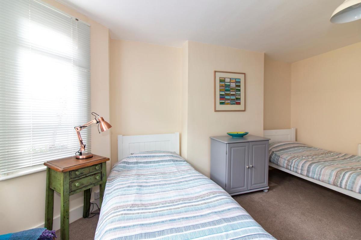Bradstone Garden Retreat - Housity