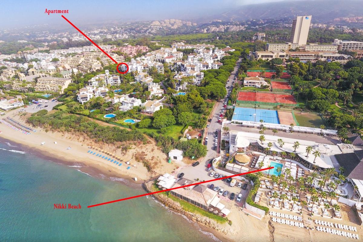 SF Marbella Luxury Beach Apartment - Jardines de las Golondrinas - Housity