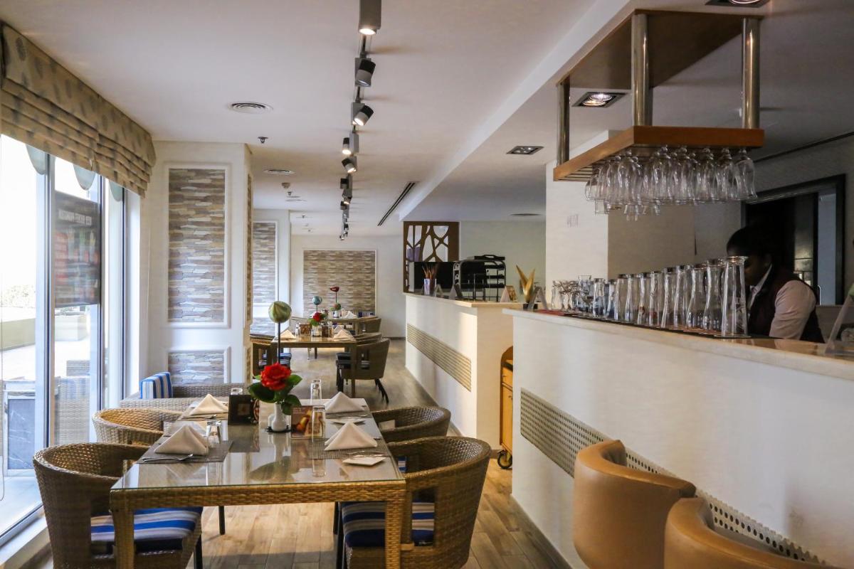 Gulf Suites Hotel Amwaj - Hizvo