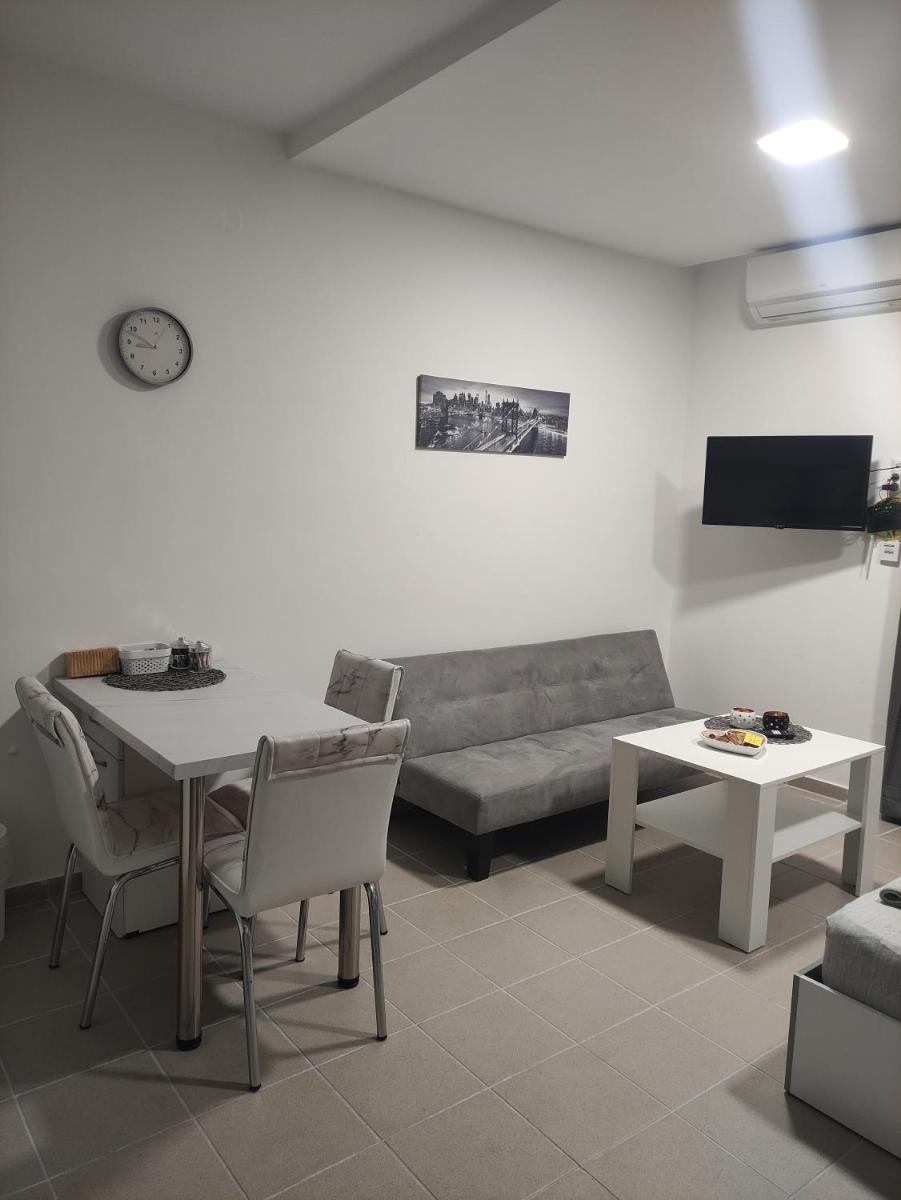 Kilkis Central Studio - Housity