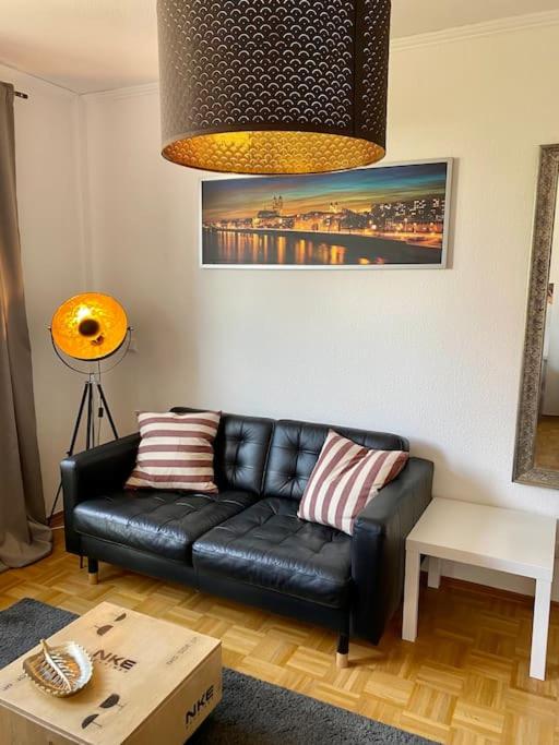 Exkl. helles Apartment WLAN & Parkplatz - Hizvo