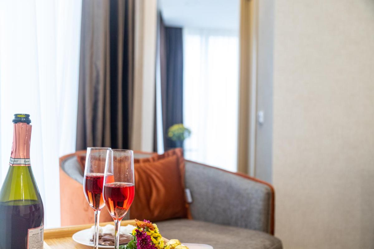 Hotel Solum Roof Top - Hizvo