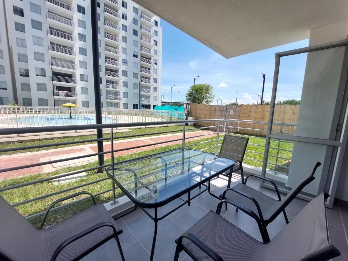 Apartamento Aqualina Orange Primer Piso Vista a Piscina - Housity