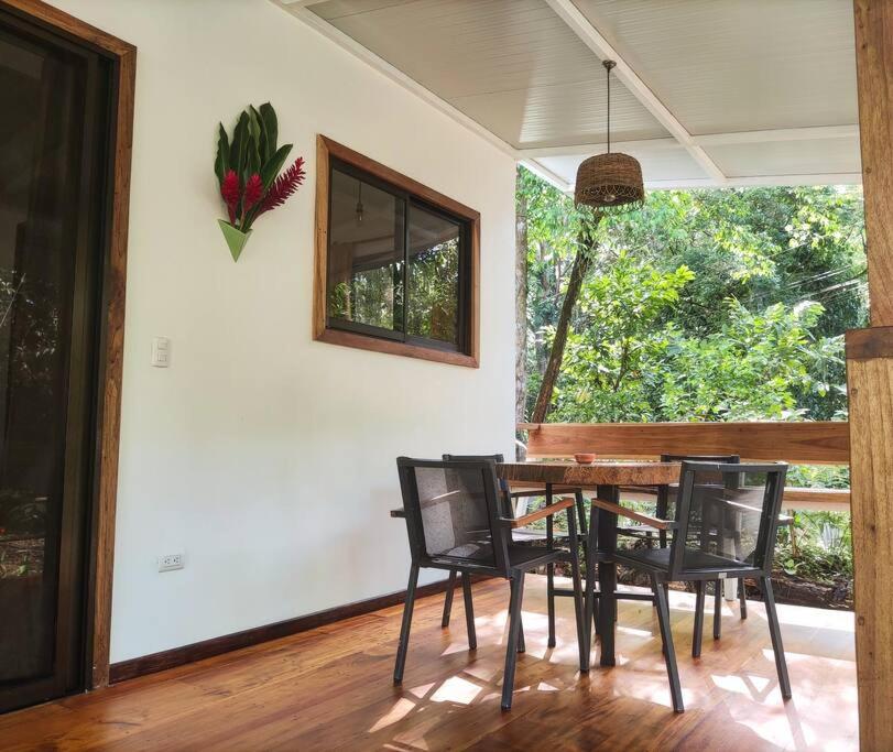 Little Yemanja Bungalow - Housity