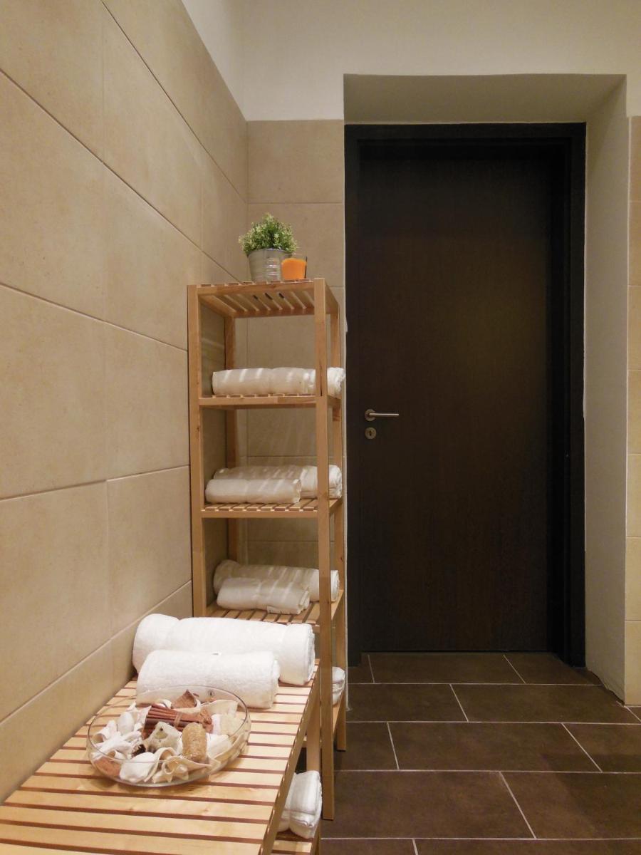 Kodaly Art Apartment - Housity