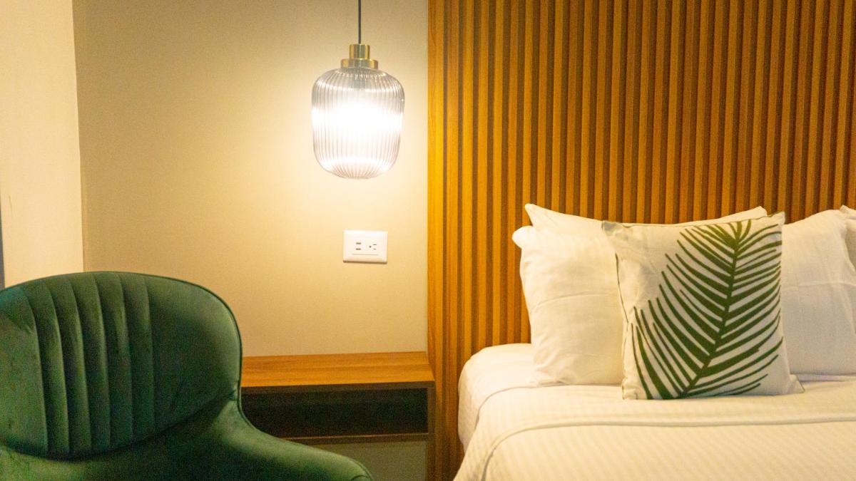 HOTEL ALKQUIMIA - Housity