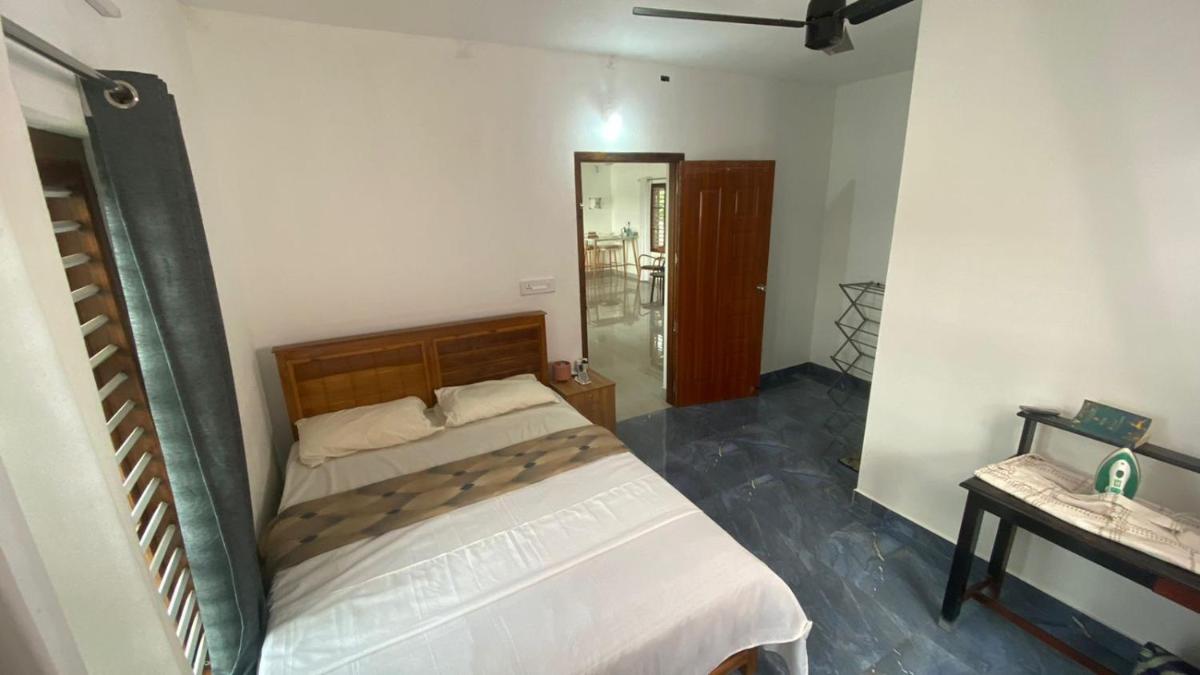 Manjadi Serviced Villa - Housity