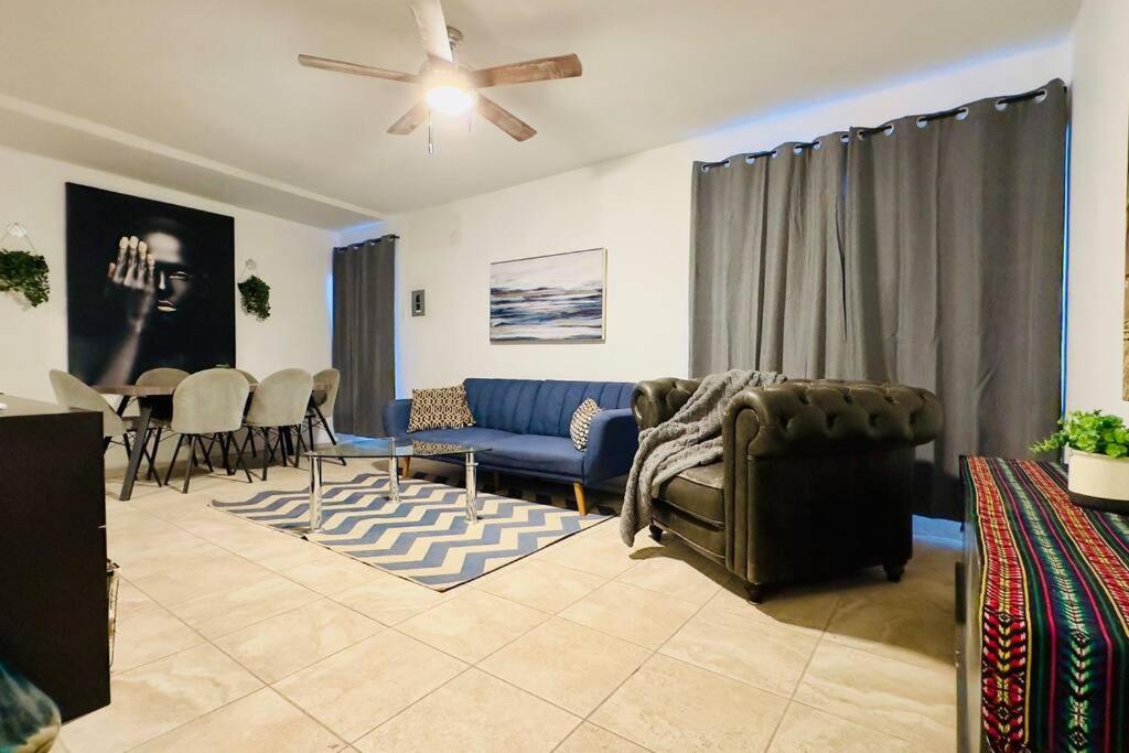 Charming 3BR Oasis, 5 min fr USA - AC in every RM - Housity