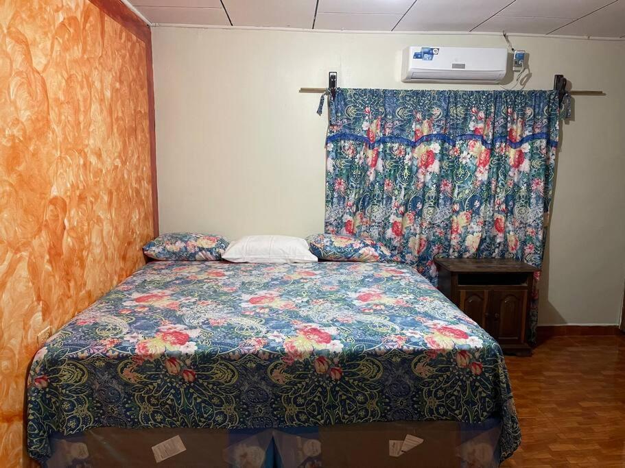 Suitetrails - Agradable casa con 3 cuartos 2 baños cómodos..!!