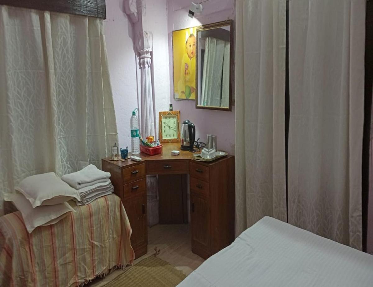 Hotel Sri Vinayak Paying Guest House, Prayagraj - Housity