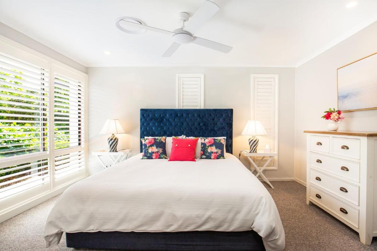 Mulberry House - Pet Friendly with Swimming Pool - Housity