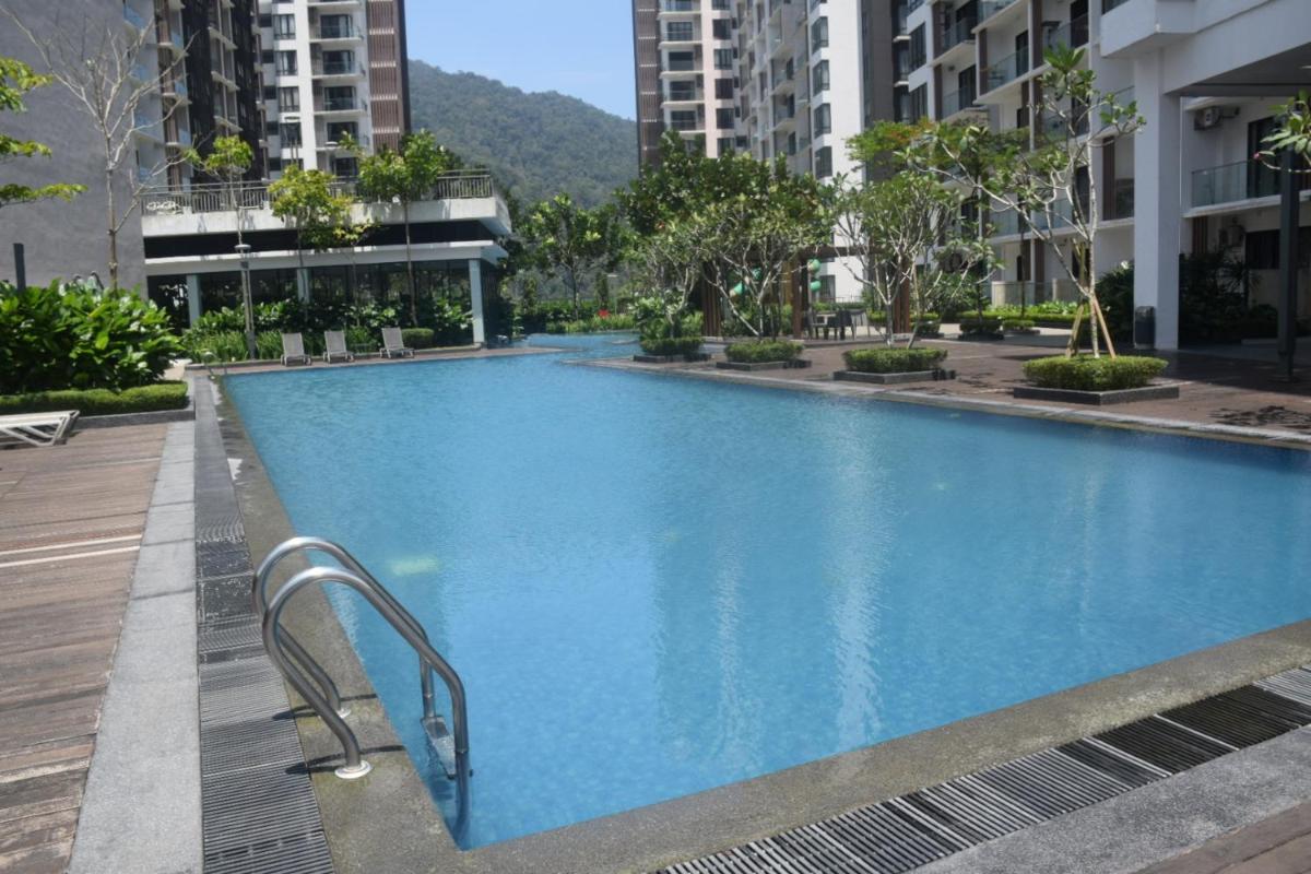 Pool view Little Houz with aircond 5pax Midhill Genting - Housity