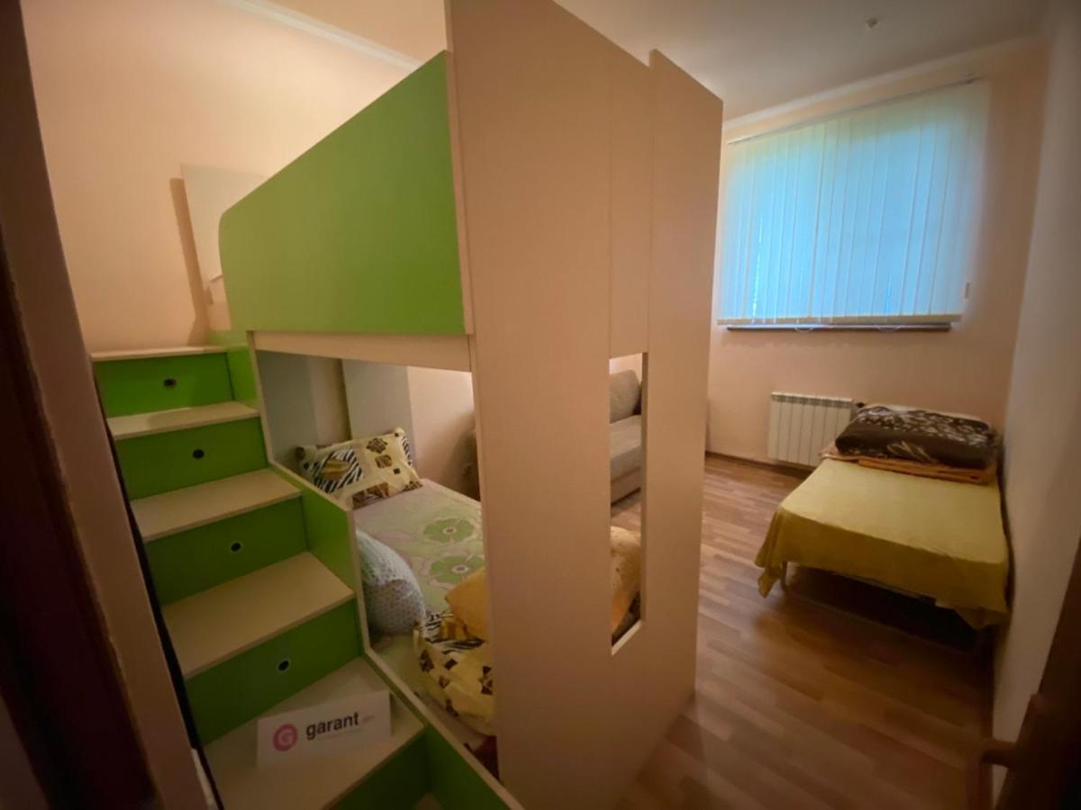 Raymond 2 - Коттедж на полуострове Севанаванк - Housity