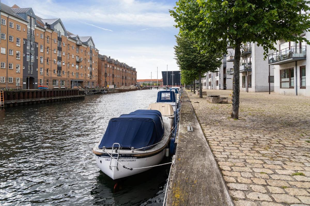 Scandi-Hygge 2 bedroom apartment in charming Christianshavn - Housity