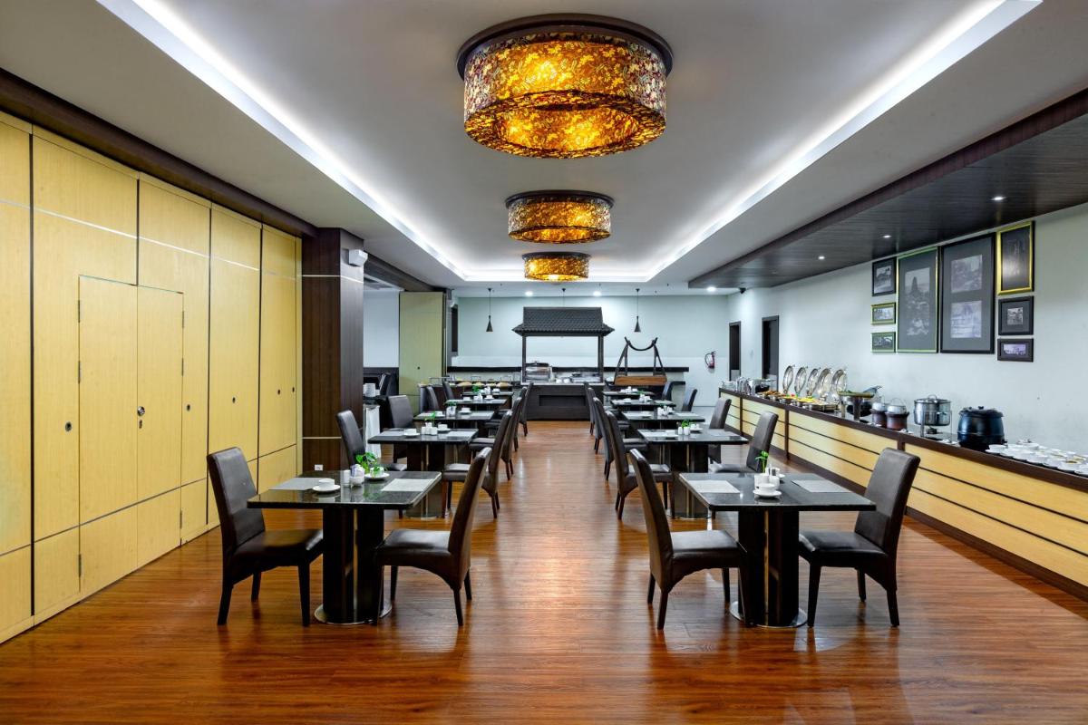 ASTON Jember Hotel & Conference Center - Housity