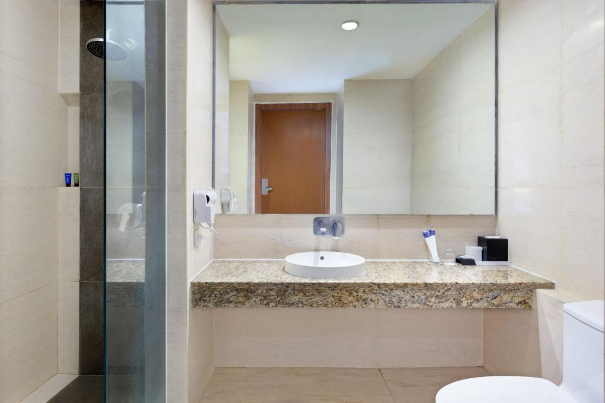 ASTON Jember Hotel & Conference Center - Housity