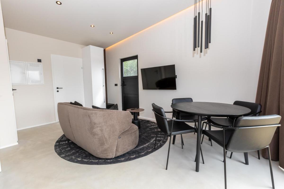 Suitetrails - North Mountain View Suites