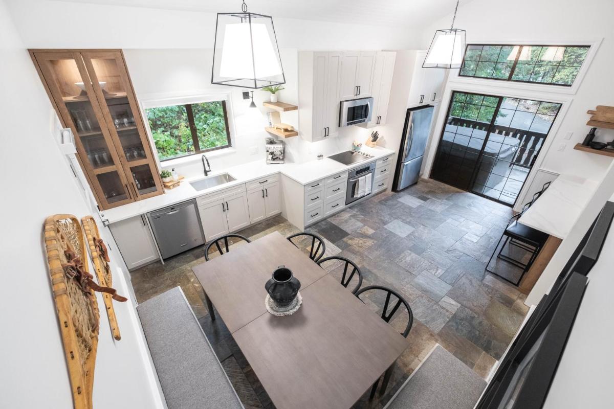 Gondola Way Townhouse by Outpost Whistler - Housity