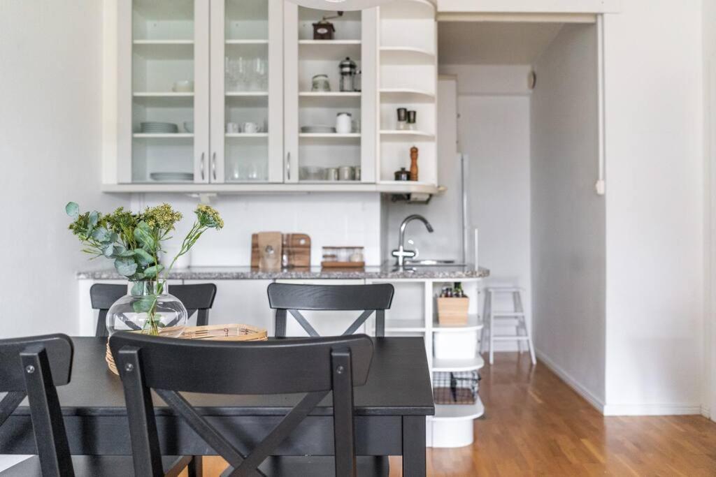 1br apartment with patio in Lauttasaari - Housity