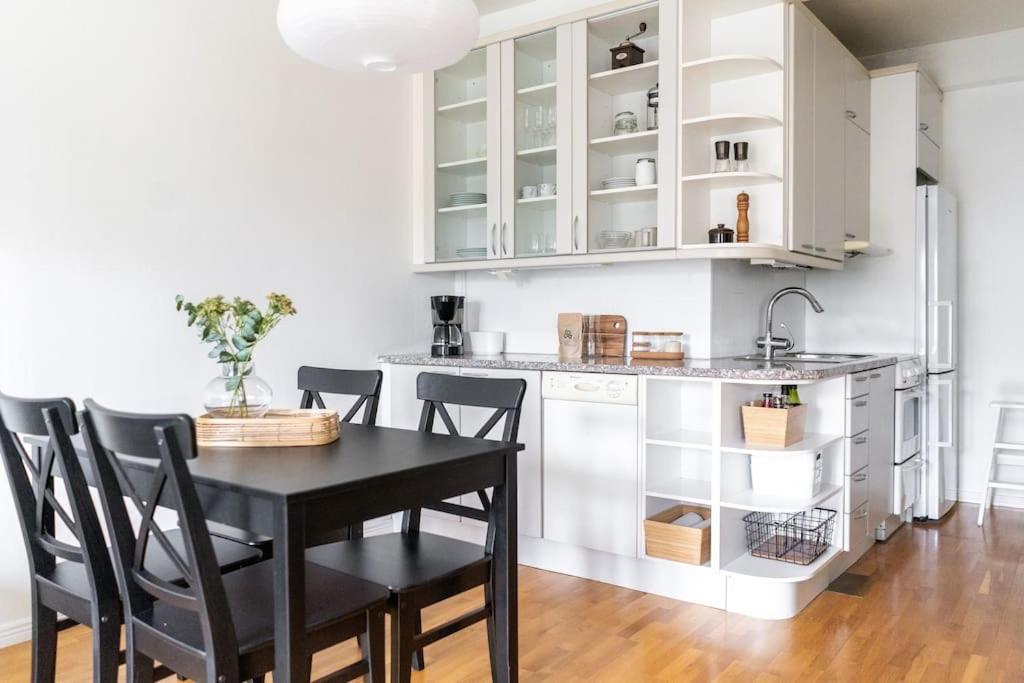 Suitetrails - 1br apartment with patio in Lauttasaari