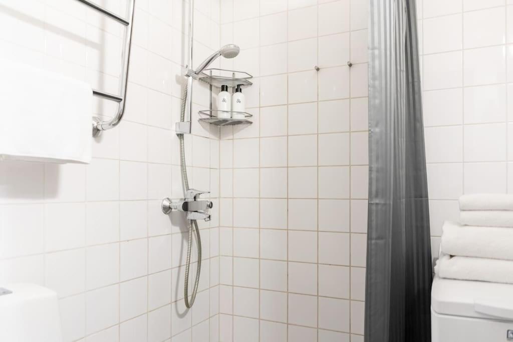 Suitetrails - 1br apartment with patio in Lauttasaari