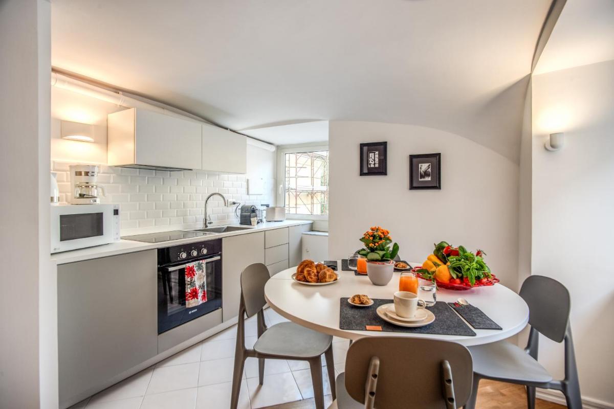 Pignatelli Apartment - Housity