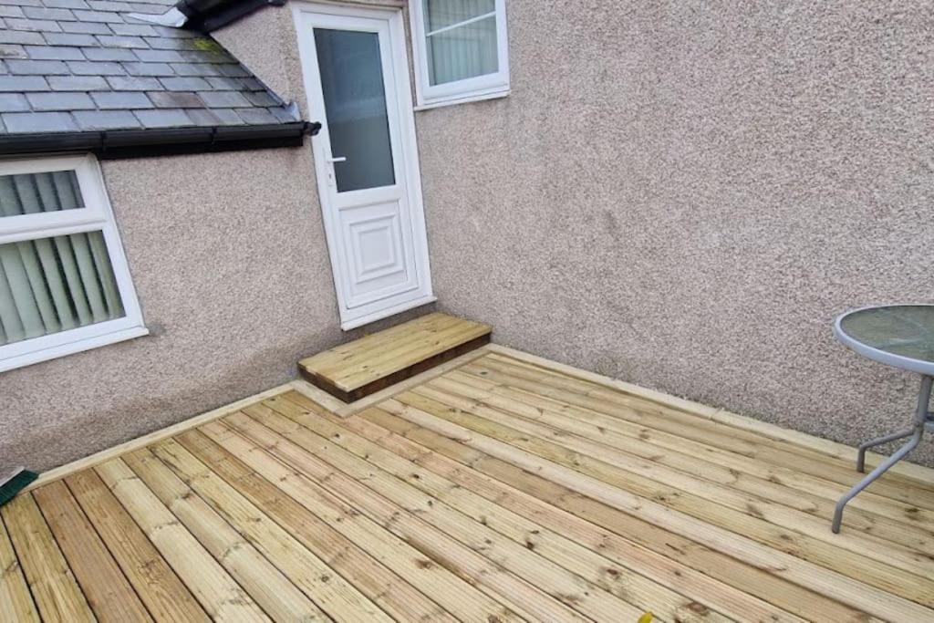 Montford House, Rhuddlan - Housity