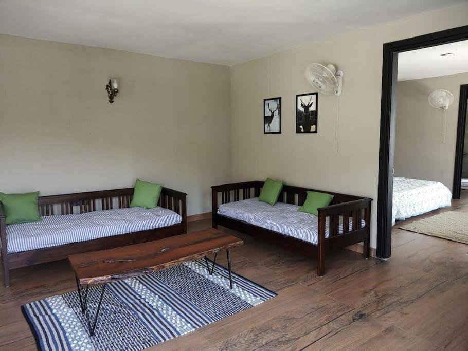 Dehradun Beautiful new private cottage with Kitchen in the Hills - Housity
