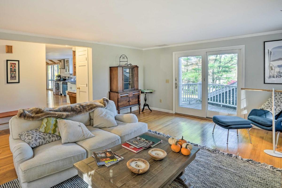 Charming Lenox Home View of October Mountain - Housity