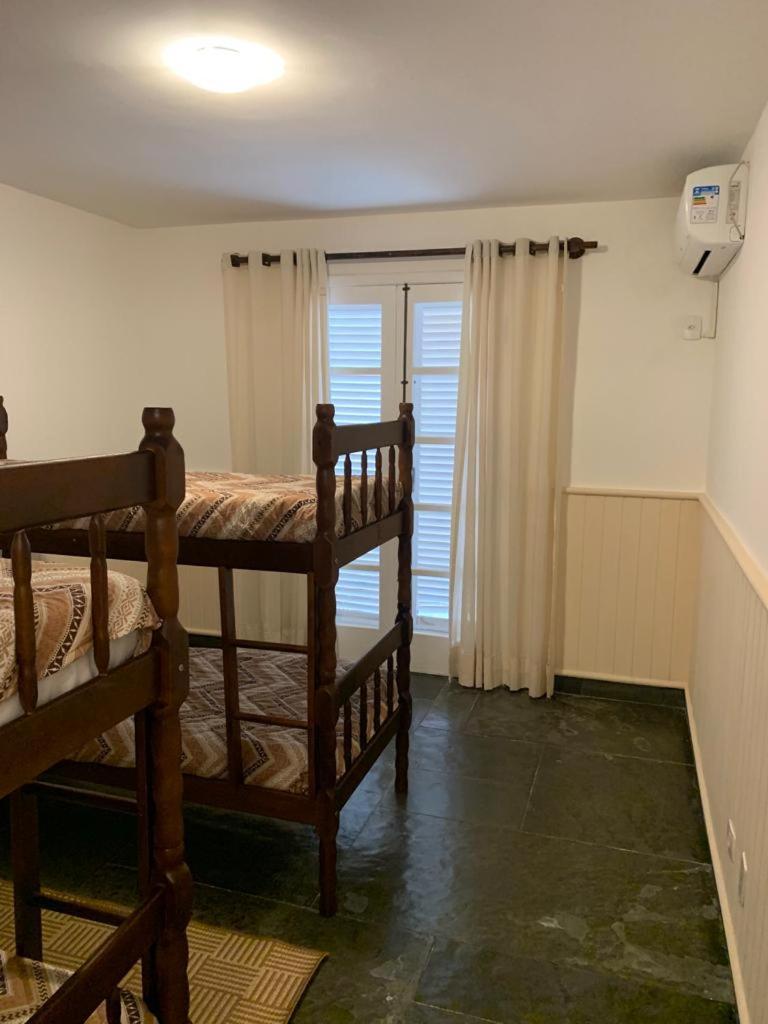 Casa Iluminada pelo Sol, Espetaculo no Jd Acapulco - Housity