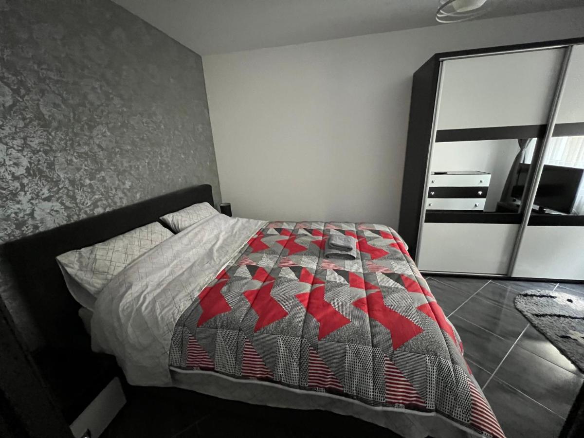 Apartament spațios, zona centrală în Iași - Housity
