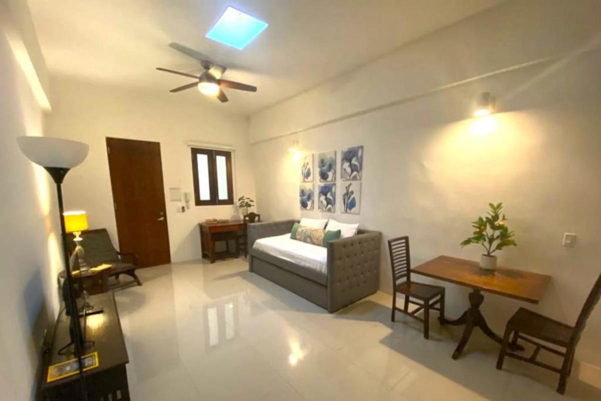 KASA The Lofts 302 - Housity