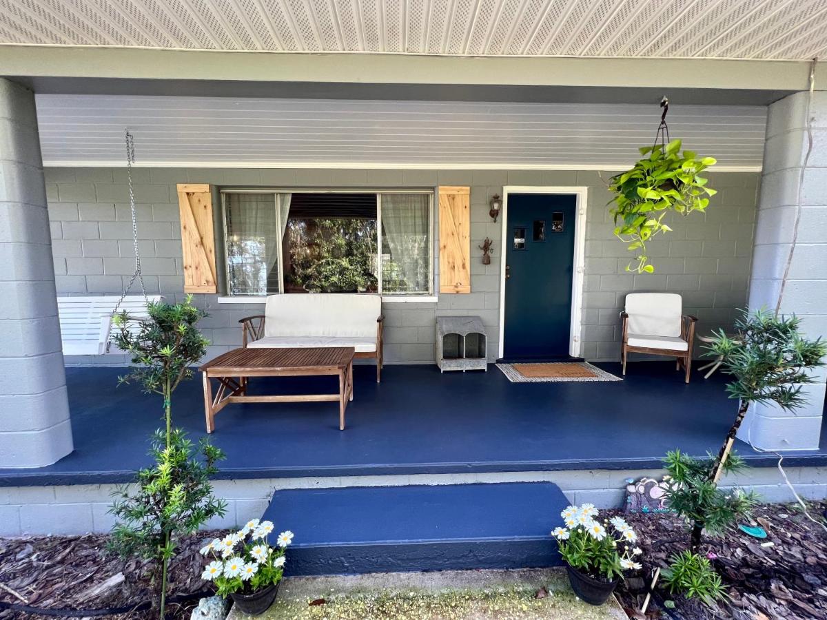 Quiet Farmhouse IN THE COUNTRY close to major theme parks - Housity