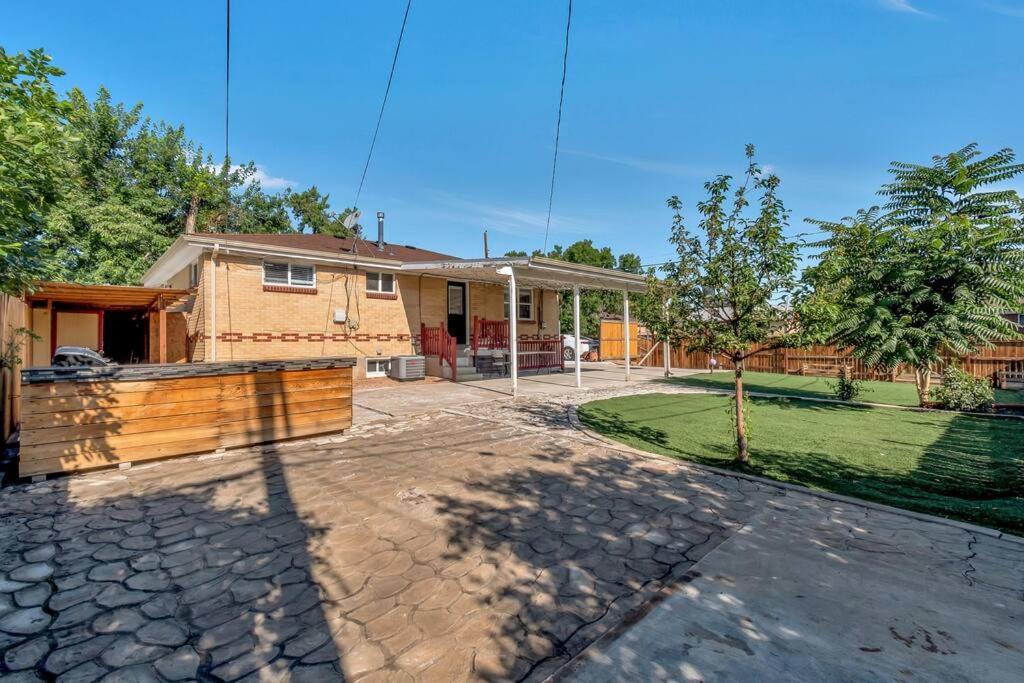 Renovated 4br w/game room to entertain Near DT - Housity