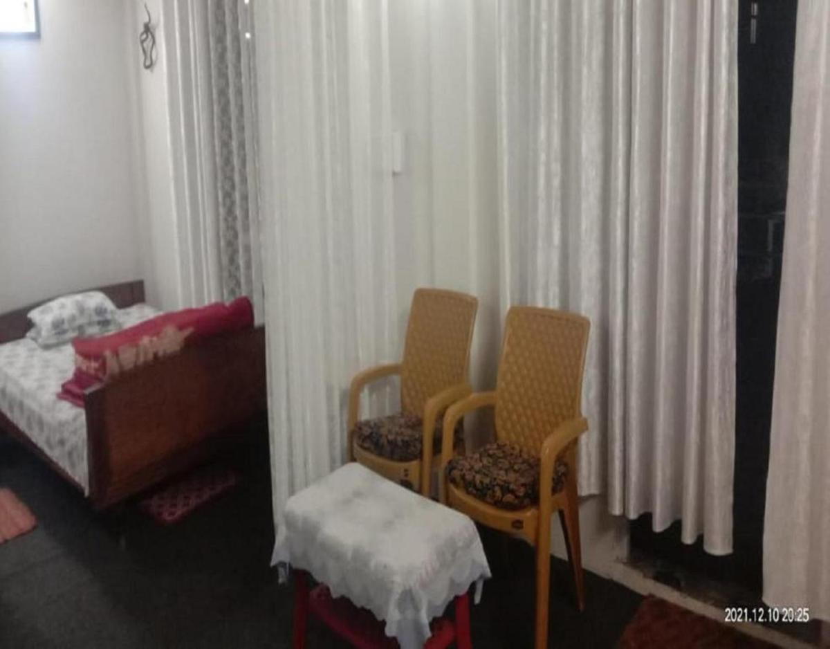 Thapa Homestay by StayApart - Housity