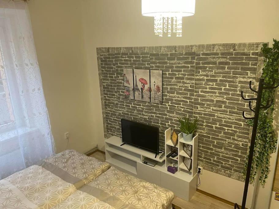 Honza Apartment O2 arena - Housity