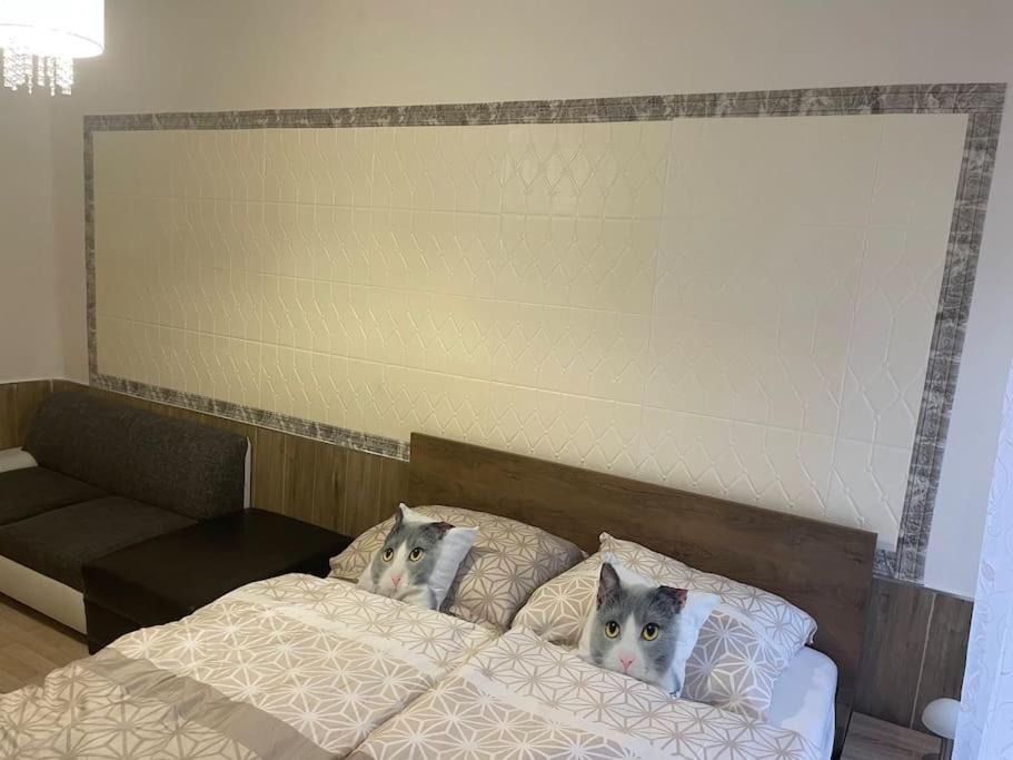 Honza Apartment O2 arena - Housity