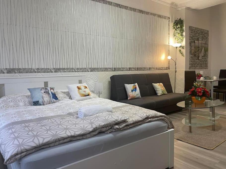 Honza Apartment O2 arena - Housity