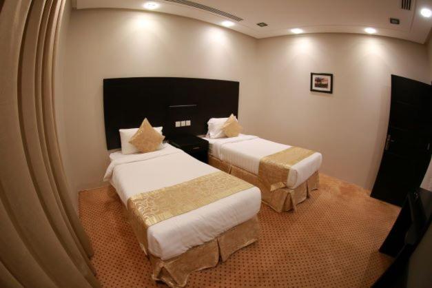 A Tours Hotel Apartments - Housity