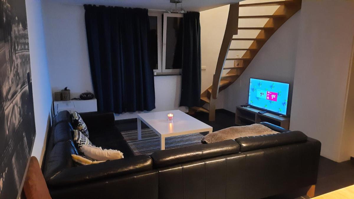 Appartement Duplex pour 3-4 personnes à Ciney - Housity