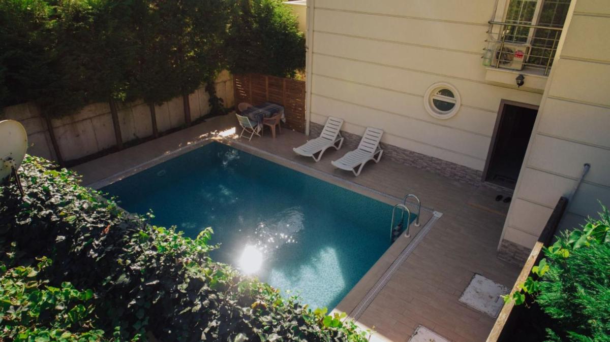 House with Private Pool and Garden in Sapanca - Housity