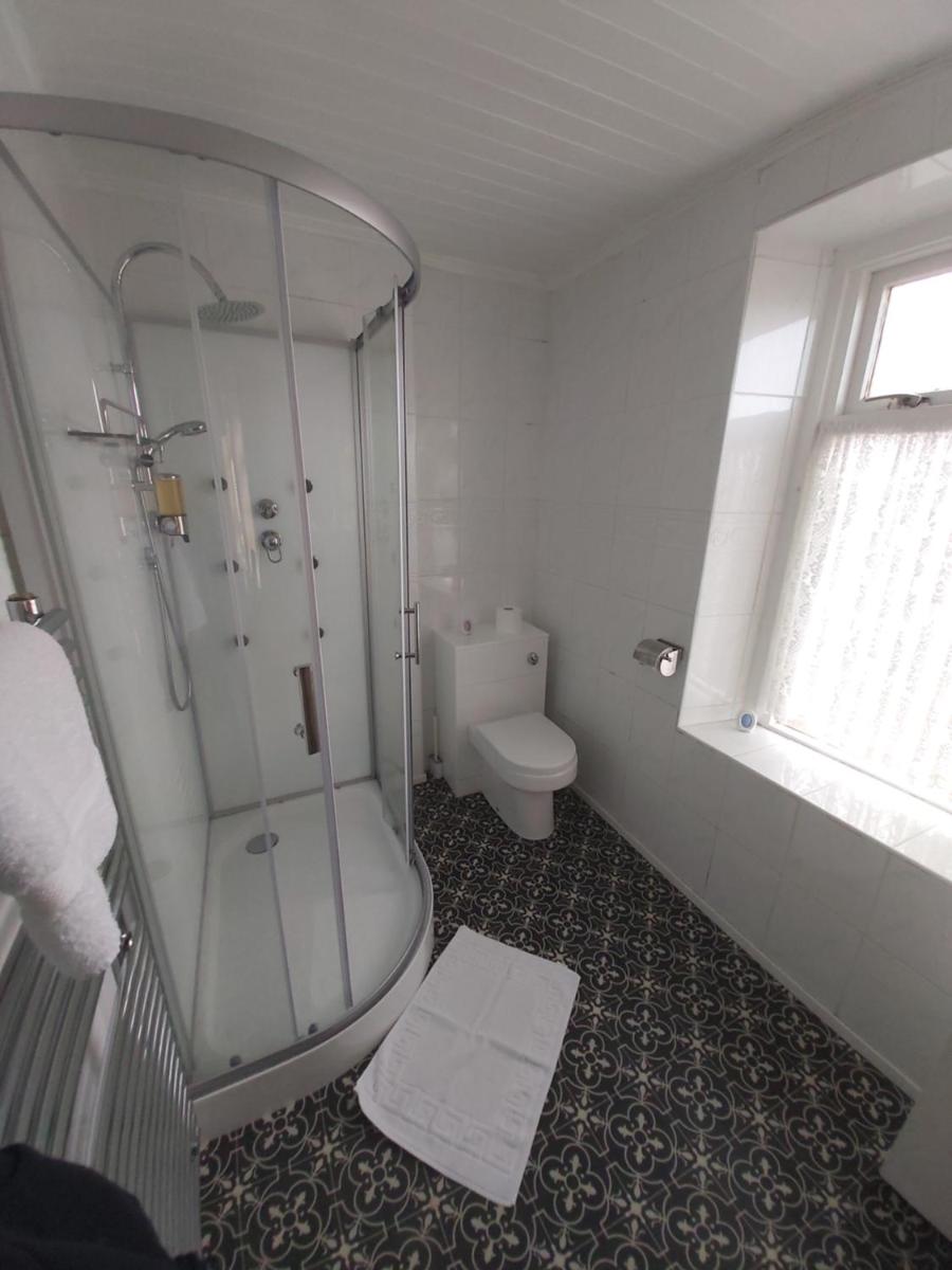 Sergeants Accommodation - Housity
