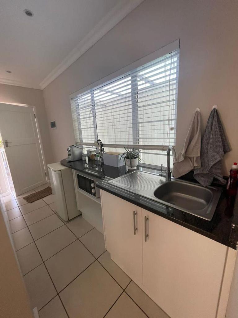 Suitetrails - Guest flat in Nahoon Mouth