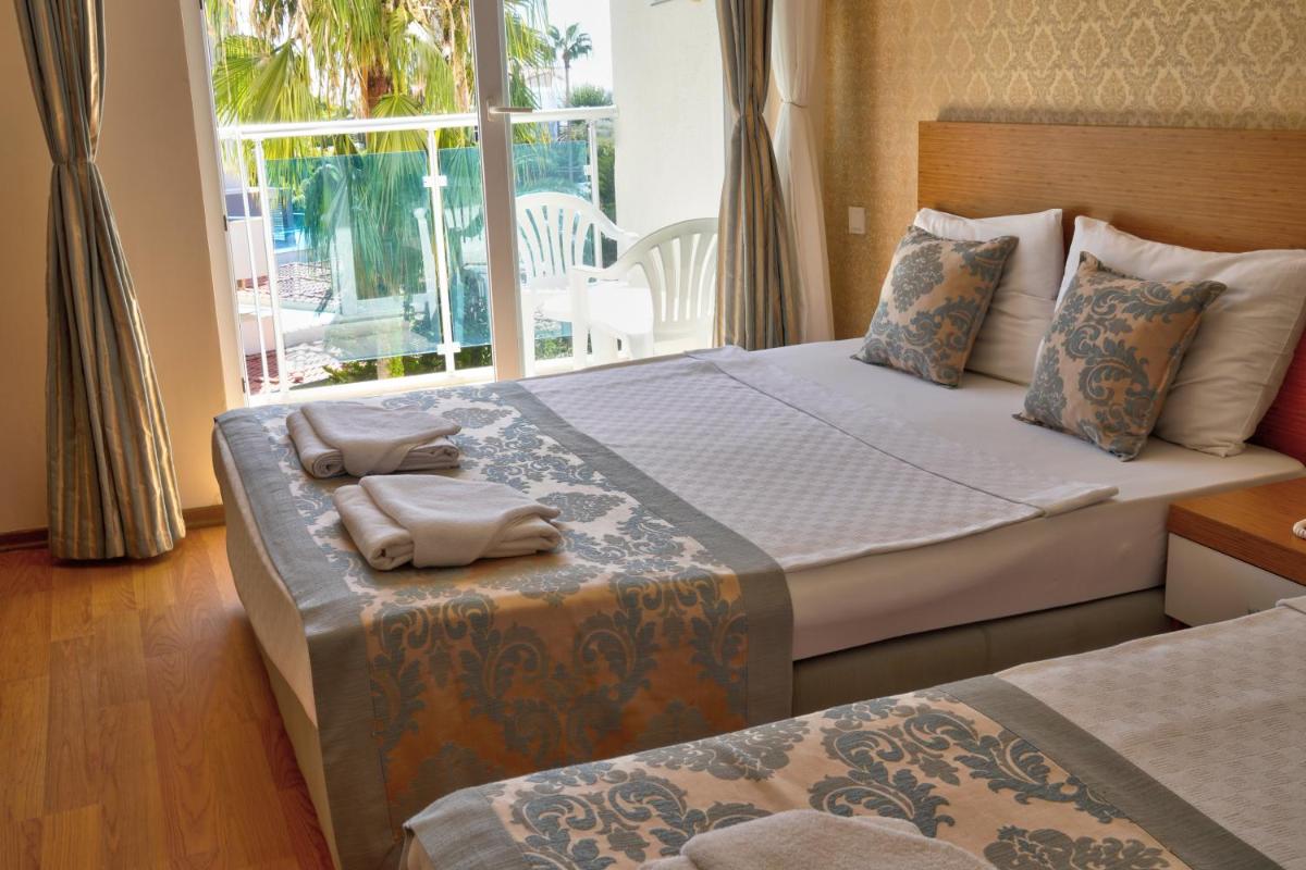 Blue Fish Hotel All Inclusive - Housity