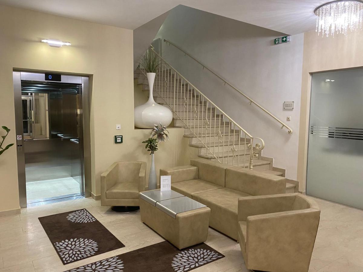 Hotel Michael - Housity
