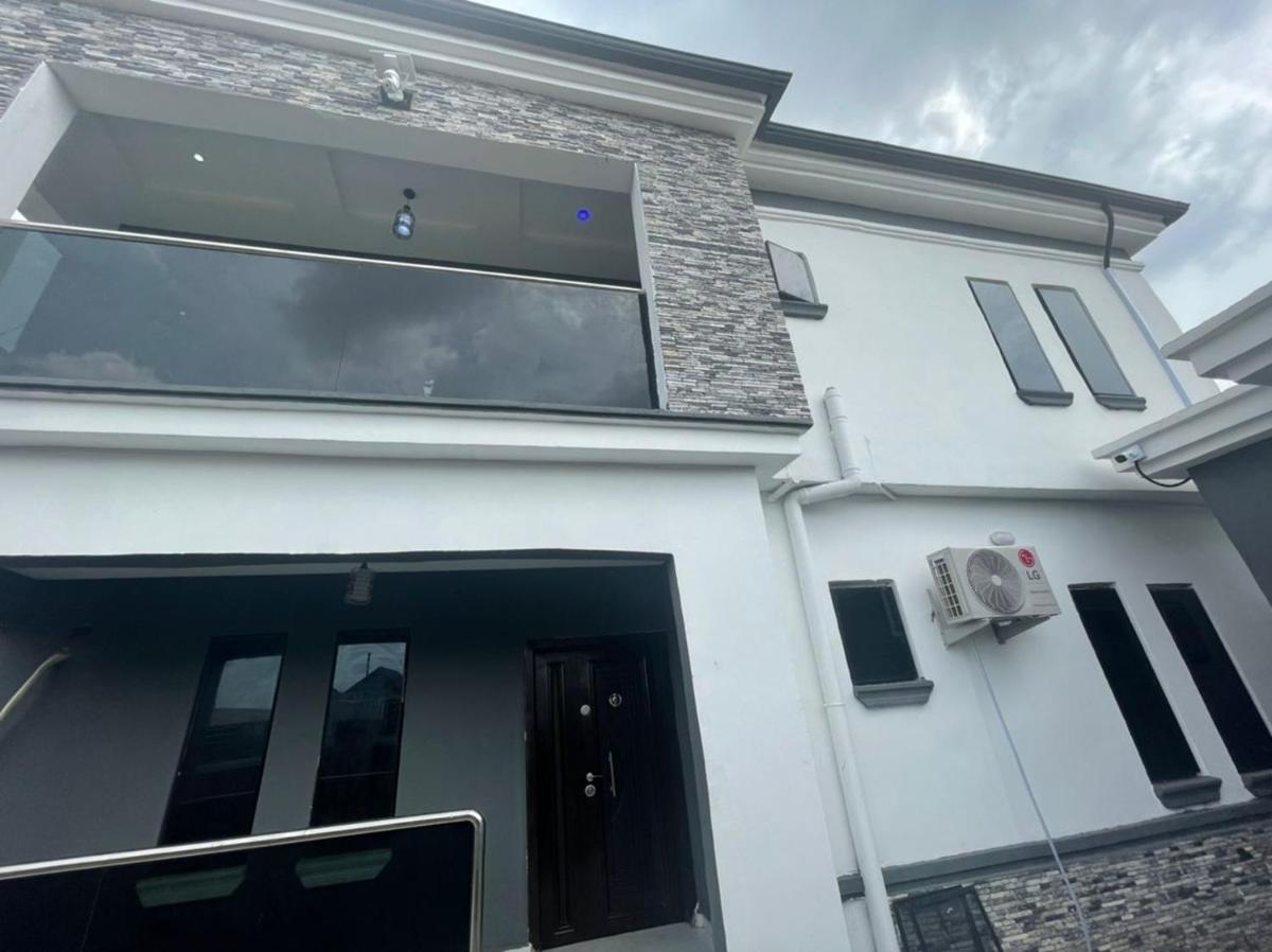 BKA LUXURY APARTMENT - Housity