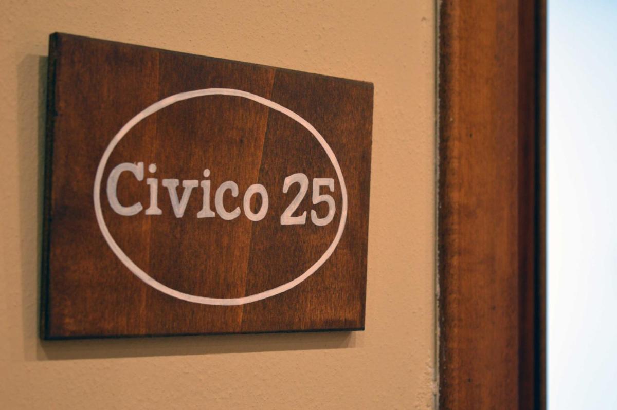 Le Case di Sonia DEL CORSO CIV 25 camera quadrupla con bagno privato Fucecchio - Housity