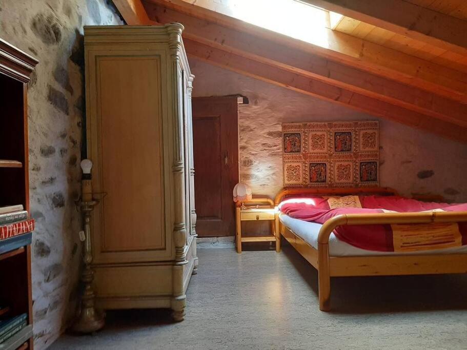 Casa storica nel nucleo di Sigirino - Housity