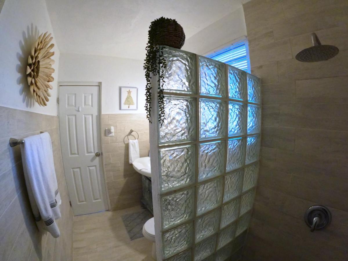 Luna Del Marocean Frontjacuzzi And Bbq, Free Wifi & Private Parking - Housity