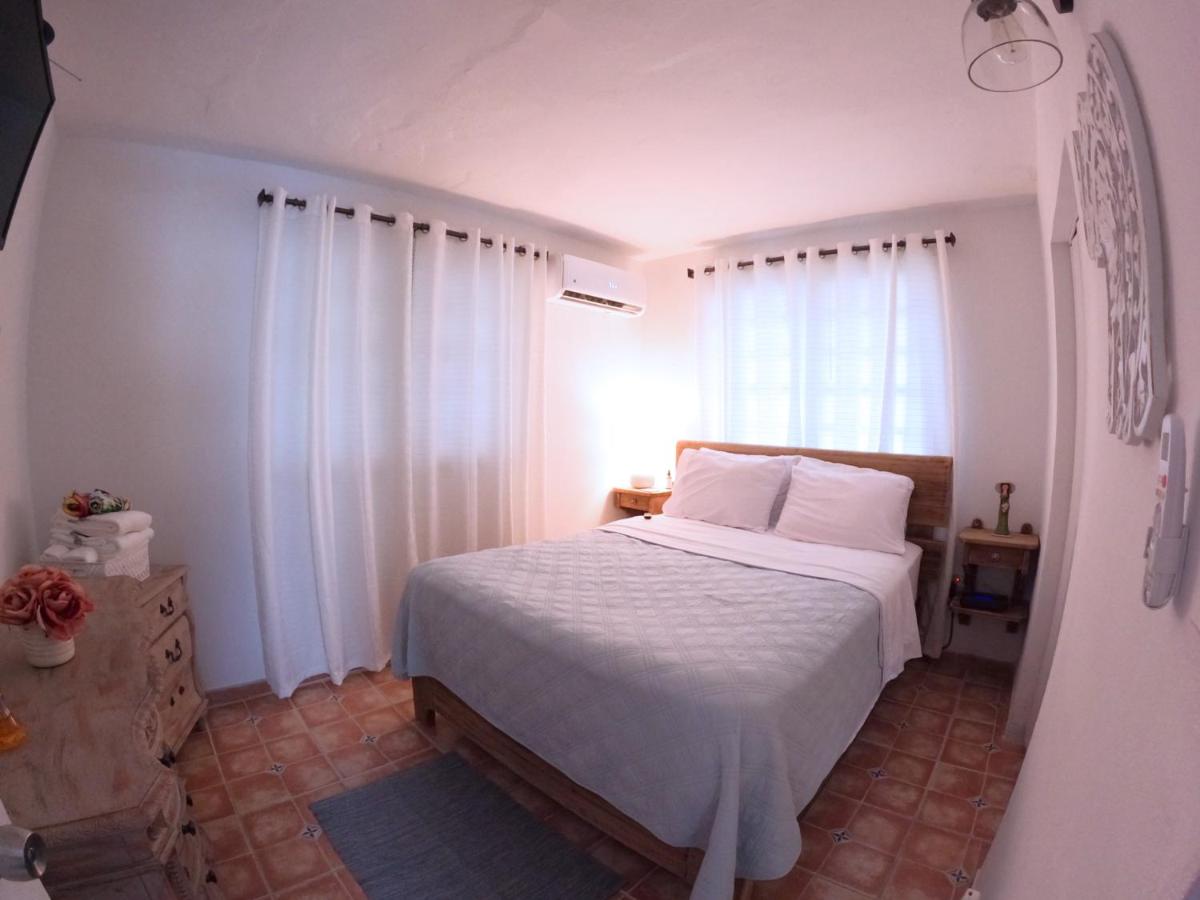 Luna Del Marocean Frontjacuzzi And Bbq, Free Wifi & Private Parking - Housity